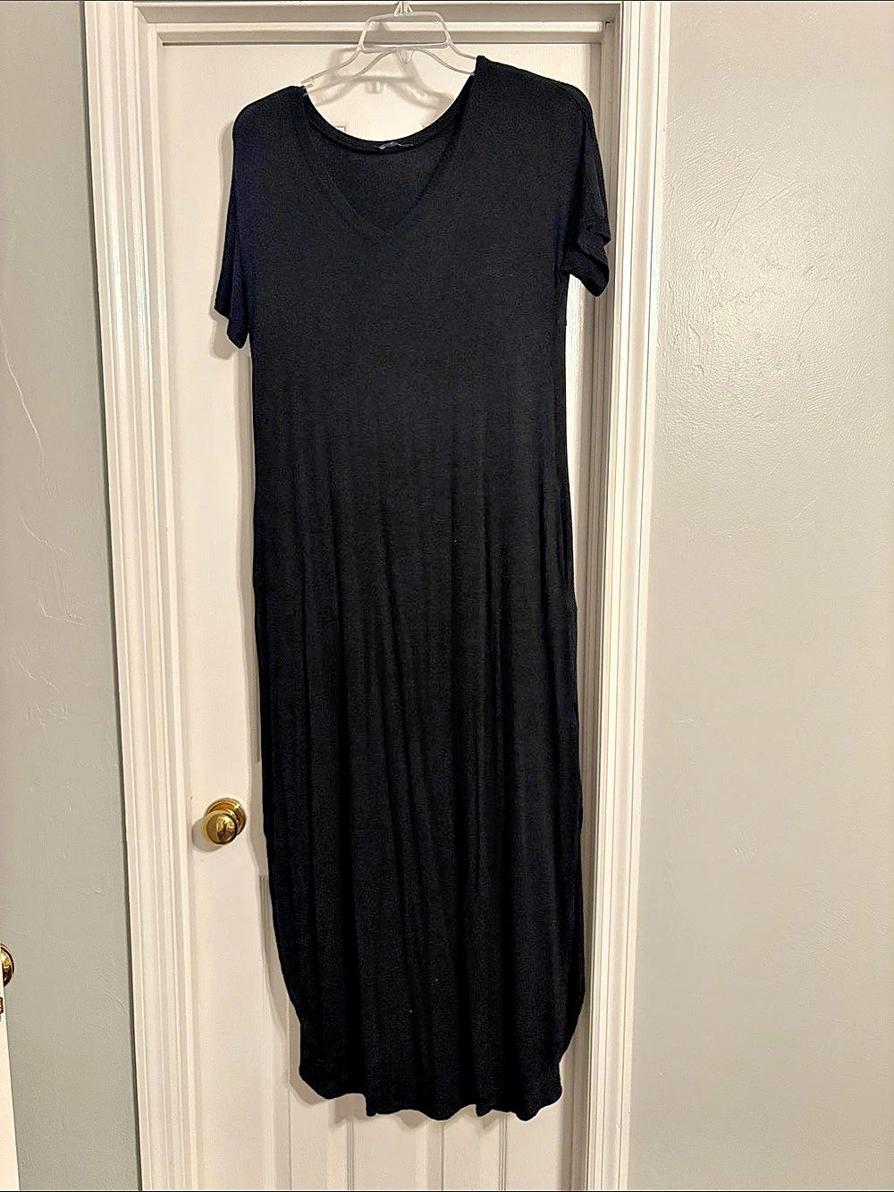 HUSKARY Women's Summer Short Sleeve V-Neck Maxi Dress with Pockets, Black, Large